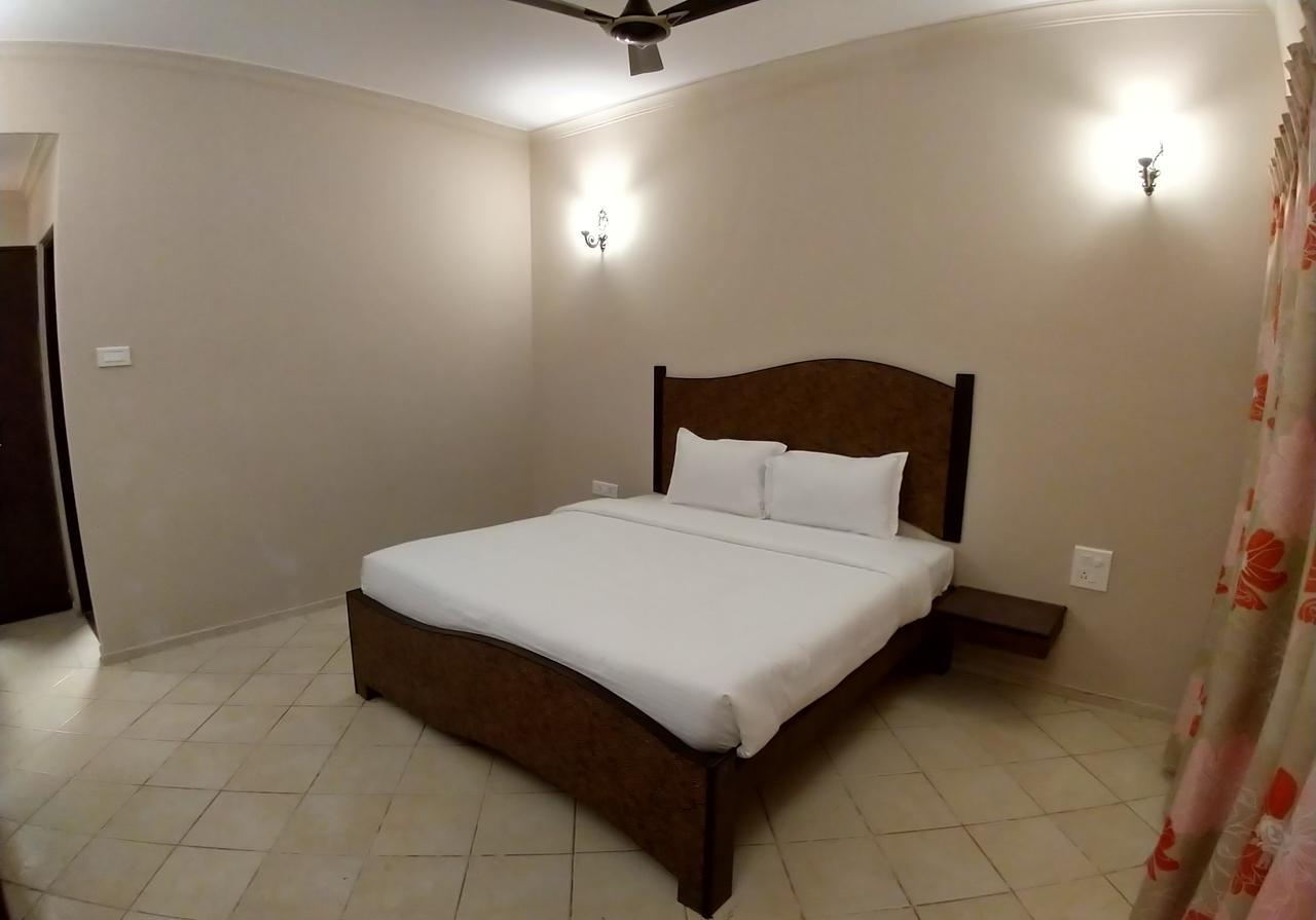 Quinta Serena Holiday Resort Калангут Экстерьер фото